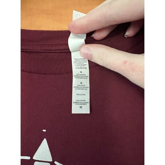 Disney World Bride Tribe Mickey Mouse T-shirt Red Size Medium Women's - Picture 4 of 6